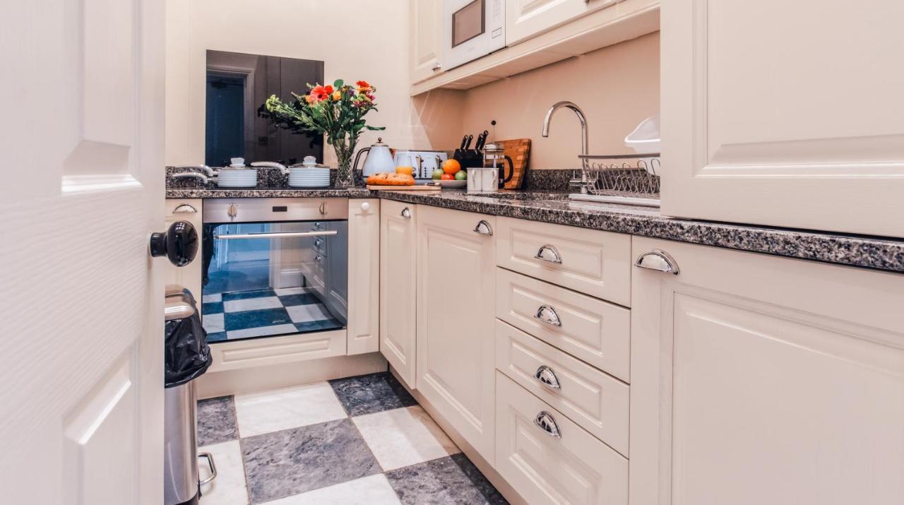 Flat 3, 6 Lypiatt Terrace Cheltenham Gloucestershire Gl50 2Sx Ngoại thất bức ảnh
