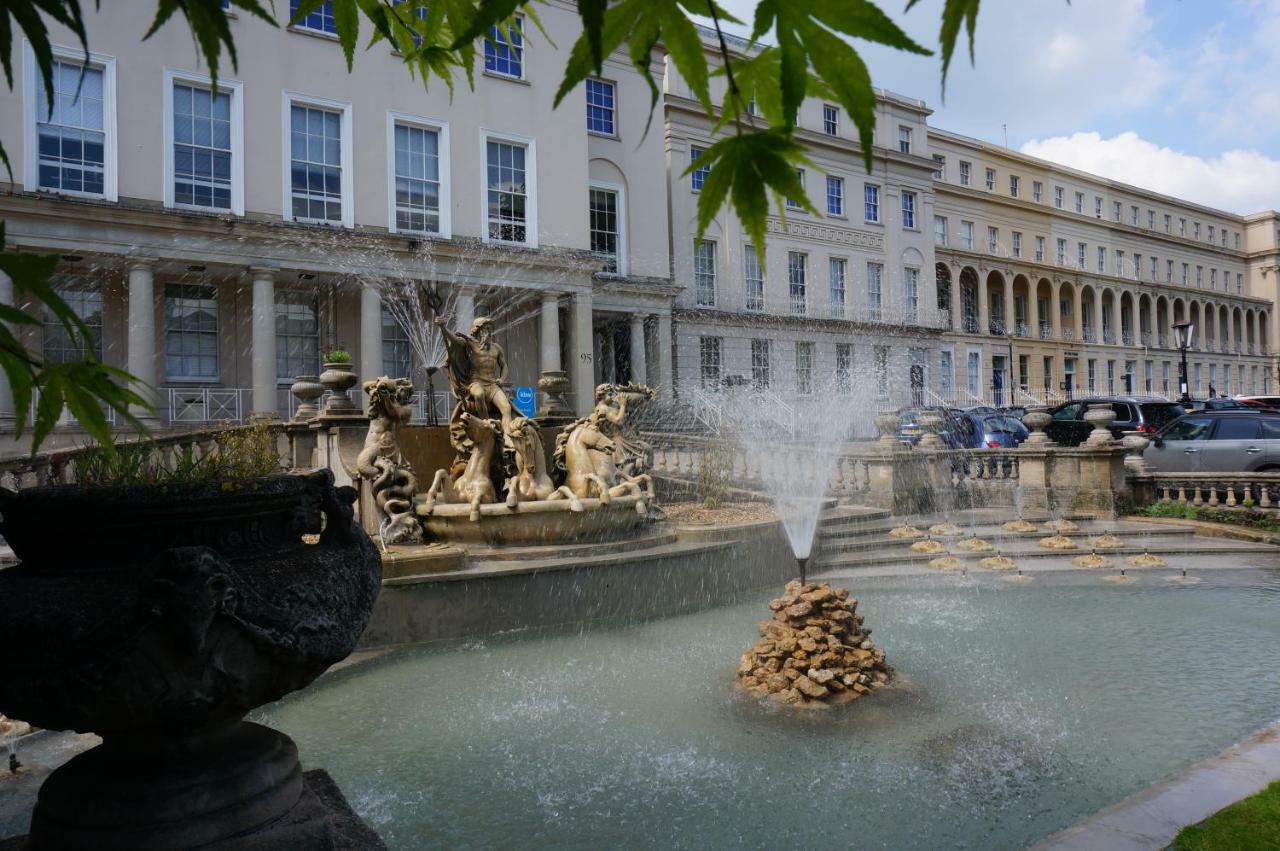 Flat 3, 6 Lypiatt Terrace Cheltenham Gloucestershire Gl50 2Sx Ngoại thất bức ảnh
